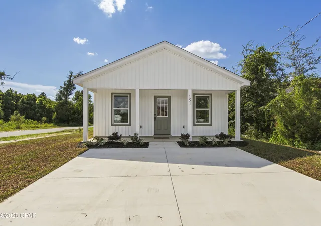 Photo 1 of Single family home for sale at 151 Harlem Ave, Panama City, FL 32401 | MLS# 795266 | Listing updated on 2026-09-11