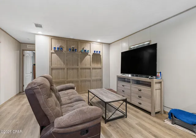 Photo 4 of Manufactured home for sale at 21835 Lake Mckenzie Blvd, Altha, FL 32421 | MLS# 795275 | Listing updated on 2026-09-11
