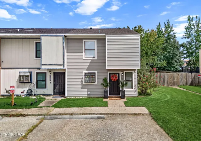 Photo 2 of Townhouse for sale at 6511 Pridgen St, Panama City, FL 32404 | MLS# 795280 | Listing updated on 2026-09-15