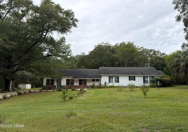 Photo 1 of Sale Pending at 1976 Jesses Rd, Bonifay, FL 32425 | MLS# 795287 | Listing updated on 2026-10-07