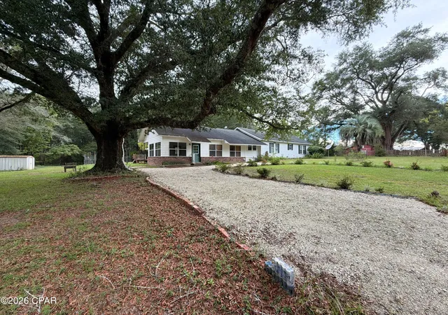 Photo 2 of Sale Pending at 1976 Jesses Rd, Bonifay, FL 32425 | MLS# 795287 | Listing updated on 2026-10-07