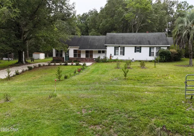 Photo 3 of Sale Pending at 1976 Jesses Rd, Bonifay, FL 32425 | MLS# 795287 | Listing updated on 2026-10-07