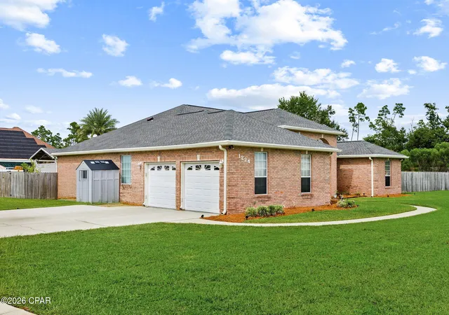 Photo 3 of Single family home for sale at 1224 Dundee Ln, Lynn Haven, FL 32444 | MLS# 795289 | Listing updated on 2026-10-01