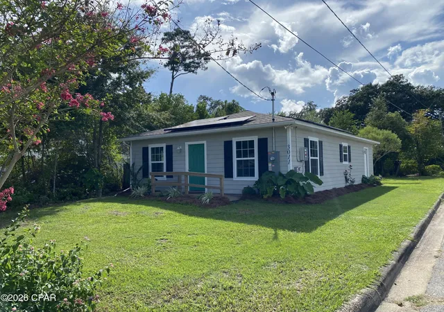 Photo 1 of Single family home for sale at 3011 2nd Street, Marianna, FL 32446 | MLS# 795342 | Listing updated on 2026-09-13