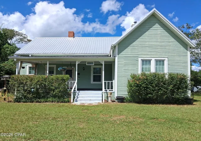 Photo 1 of Single family home for sale at 4404 Putnam St, Marianna, FL 32446 | MLS# 795347 | Listing updated on 2026-09-13