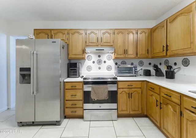 Photo 3 of Single family home for sale at 6413 Pine Dr, Panama City, FL 32408 | MLS# 795357 | Listing updated on 2026-09-14