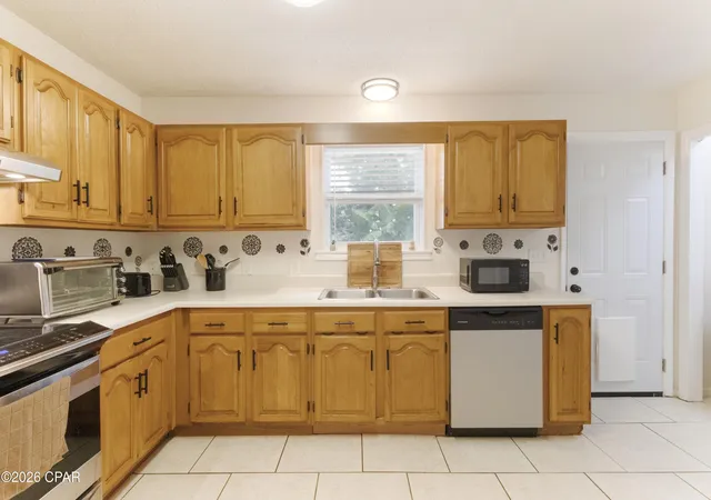 Photo 4 of Single family home for sale at 6413 Pine Dr, Panama City, FL 32408 | MLS# 795357 | Listing updated on 2026-09-14