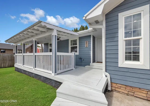 Photo 3 of Single family home for sale at 212 Kentucky Ave, Lynn Haven, FL 32444 | MLS# 795370 | Listing updated on 2026-09-15