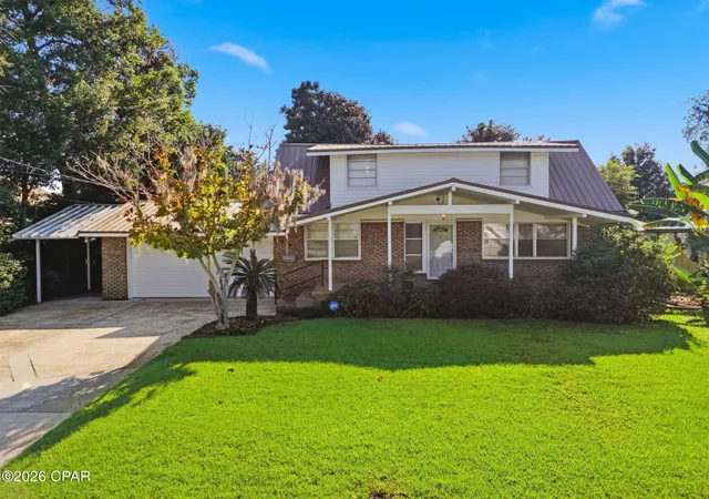 Photo 1 of Single family home for sale at 910 Calhoun Ave, Panama City, FL 32401 | MLS# 795384 | Listing updated on 2026-09-14