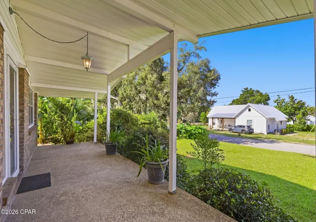 Photo 3 of Single family home for sale at 910 Calhoun Ave, Panama City, FL 32401 | MLS# 795384 | Listing updated on 2026-09-14