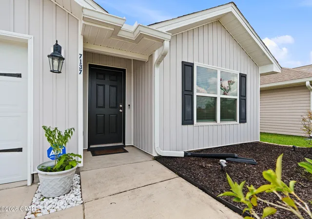 Photo 3 of Single family home for sale at 7137 Penn Way, Panama City, FL 32404 | MLS# 795385 | Listing updated on 2026-09-15