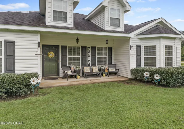 Photo 3 of Sale Pending at 2434 Topaz Rd, Cottondale, FL 32431 | MLS# 795389 | Listing updated on 2026-09-23