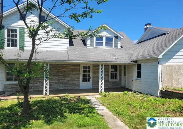 Photo 1 of Sale Pending at 3489 W Walker Rd, Walnutport, PA 18088 | MLS# 767624 | Listing updated on 2026-09-10