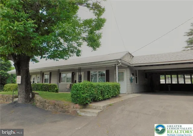 Photo 1 of Single family home for sale at 365 W Patterson St, Lansford, PA 18232 | MLS# 773141 | Listing updated on 2026-09-02