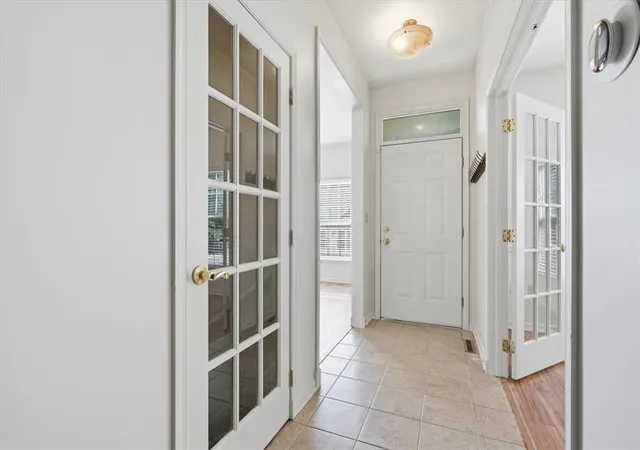 Photo 3 of Sale Pending at 127 Willow Dr, Easton, PA 18045 | MLS# 776362 | Listing updated on 2026-09-10