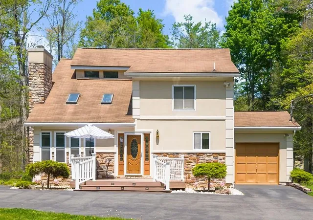 Photo 1 of Sale Pending at 111 Sir Lyonnesse Ct, Pocono Lake, PA 18347 | MLS# 777344 | Listing updated on 2026-08-30