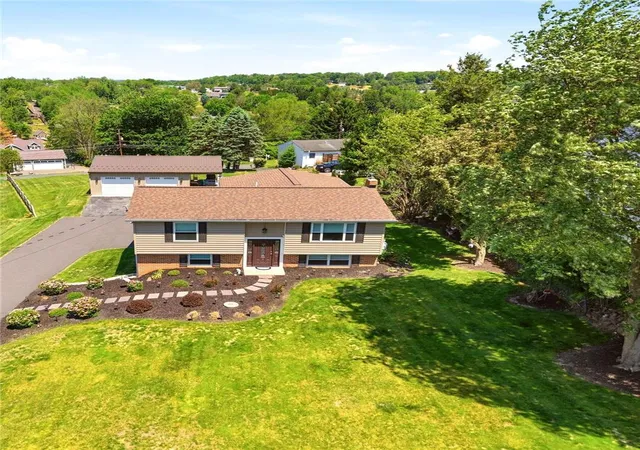 Photo 1 of Sale Pending at 706 Shawnee Dr, Auburn, PA 17922 | MLS# 777501 | Listing updated on 2026-10-07
