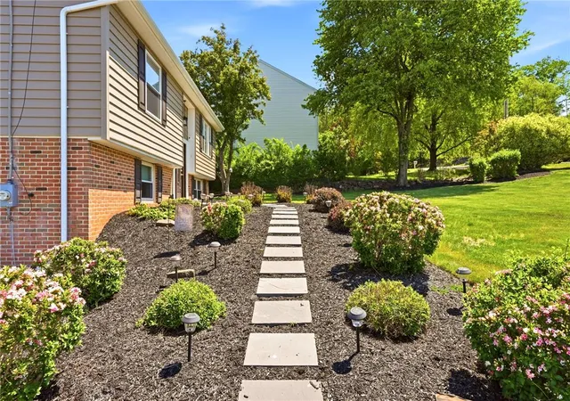 Photo 3 of Sale Pending at 706 Shawnee Dr, Auburn, PA 17922 | MLS# 777501 | Listing updated on 2026-10-07