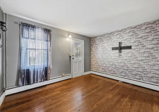 Photo 3 of Single family home for sale at 226 Church St, Catasauqua, PA 18032 | MLS# 775874 | Listing updated on 2026-09-14