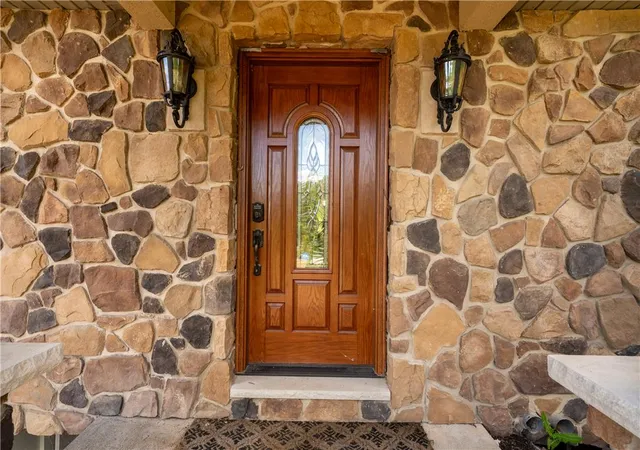 Photo 4 of Single family home for sale at 374 Packer Dr, Weatherly, PA 18255 | MLS# 779306 | Listing updated on 2026-09-26
