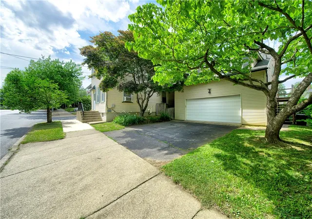 Photo 1 of Sale Pending at 321 E Market St, Bethlehem, PA 18018 | MLS# 779428 | Listing updated on 2026-09-21