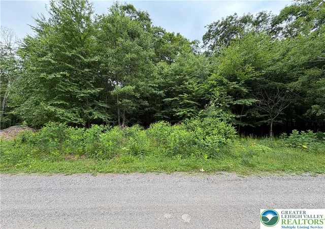 Photo 1 of Land for sale at Fawn Ln, Tamaqua, PA 18252 | MLS# 779594 | Listing updated on 2026-09-29