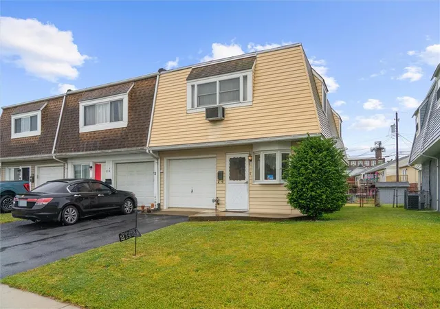 Photo 2 of Single family home for sale at 2112 E Cedar, Allentown, PA 18109 | MLS# 779737 | Listing updated on 2026-08-31