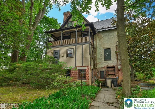 Photo 4 of House for sale at 616 2nd Street, Catasauqua, PA 18032 | MLS# 779993 | Listing updated on 2026-09-22