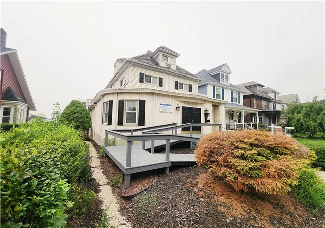 Photo 1 of Single family home for sale at 1810 Washington Blvd, Easton, PA 18042 | MLS# 780330 | Listing updated on 2026-09-04