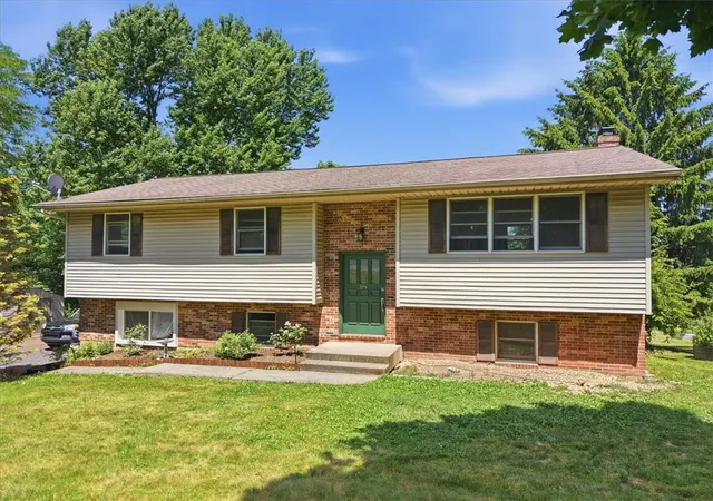 Photo 3 of Sale Pending at 2279 Taylor Dr, Center Valley, PA 18034 | MLS# 778992 | Listing updated on 2026-08-31