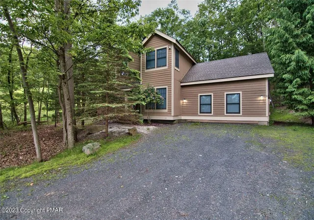 Single family home for sale at 782 Lower Deer Valley Rd, Tannersville, PA 18372 | MLS# 780346