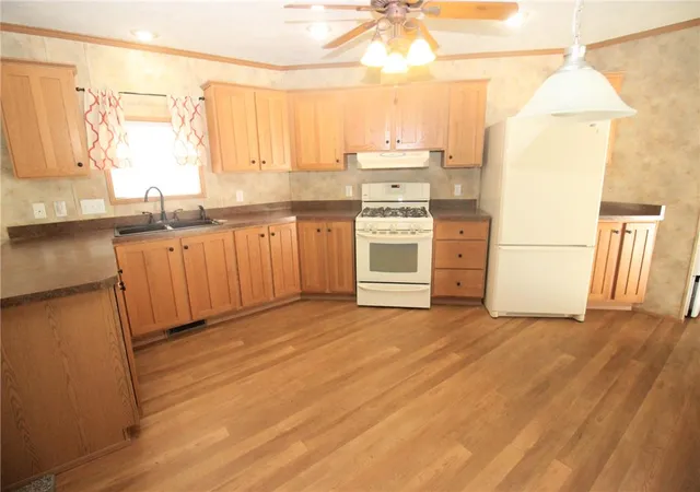 Photo 28 of Manufactured home for sale at 8220 Airport #25, Northampton, PA 18067 | MLS# 780412 | Listing updated on 2026-08-31