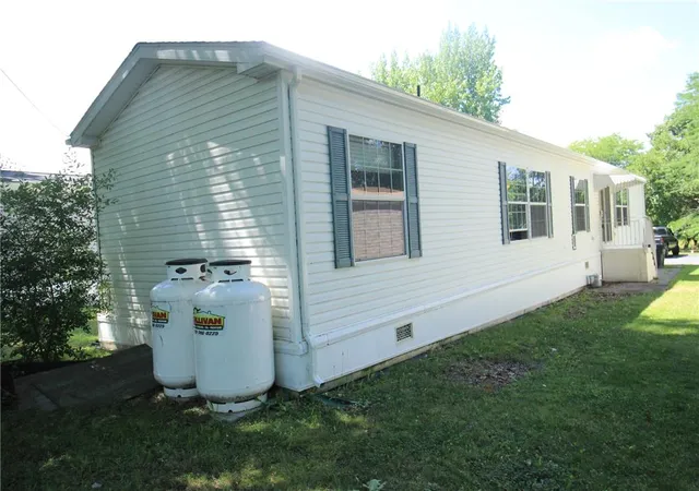Photo 4 of Manufactured home for sale at 8220 Airport #25, Northampton, PA 18067 | MLS# 780412 | Listing updated on 2026-08-31