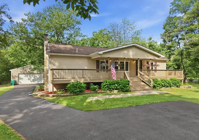 Photo 3 of Sale Pending at 668 Abel Colony Rd, Wind Gap, PA 18091 | MLS# 780685 | Listing updated on 2026-09-15