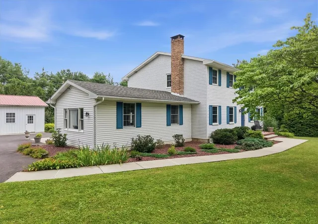 Photo 2 of Single family home for sale at 228 W Moorestown Rd, Wind Gap, PA 18091 | MLS# 780801 | Listing updated on 2026-09-01