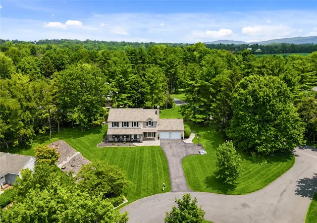 Photo 3 of Sale Pending at 4775 White Oak Cir, Emmaus, PA 18049 | MLS# 780683 | Listing updated on 2026-09-04