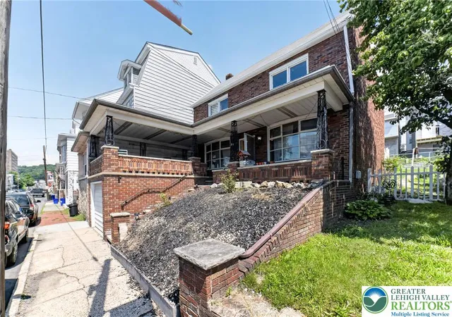 Photo 2 of Sale Pending at 128 North St, Minersville, PA 17954 | MLS# 780086 | Listing updated on 2026-09-30