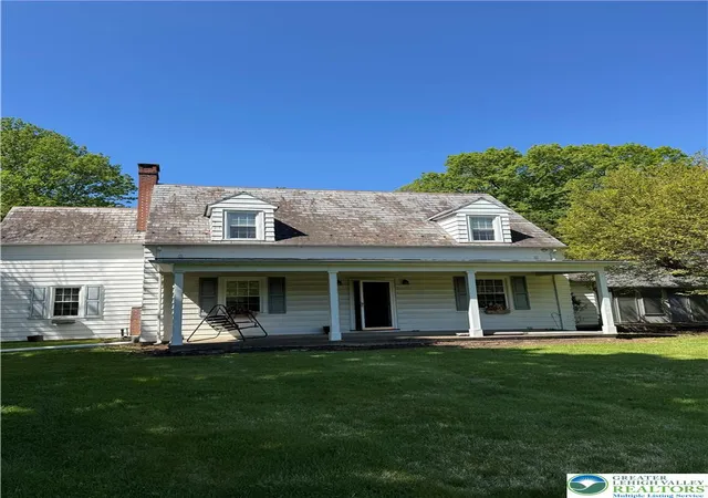 Photo 2 of Sale Pending at 930 N Garibaldi Ave, Bangor, PA 18013 | MLS# 776830 | Listing updated on 2026-09-04