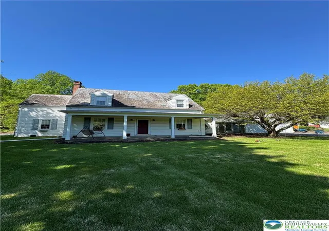Photo 3 of Sale Pending at 930 N Garibaldi Ave, Bangor, PA 18013 | MLS# 776830 | Listing updated on 2026-09-04