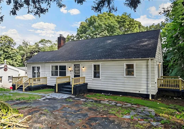 Photo 3 of Single family home for sale at 355 Brown St, East Stroudsburg, PA 18301 | MLS# 780899 | Listing updated on 2026-09-09