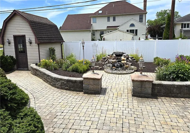 Photo 3 of Single family home for sale at 3203 Parkview Dr, Whitehall Twp, PA 18052 | MLS# 780666 | Listing updated on 2026-09-30