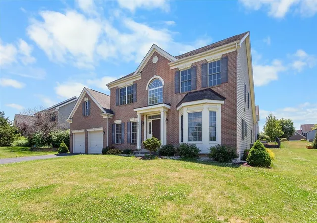 Photo 2 of Single family home for sale at 5855 Monocacy Dr, Bethlehem, PA 18017 | MLS# 781248 | Listing updated on 2026-08-31