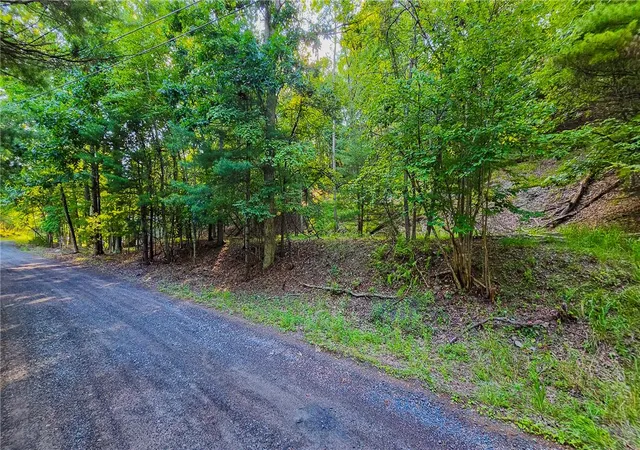 Photo 4 of Land for sale at Autumn Ct #12, East Stroudsburg, PA 18302 | MLS# 775320 | Listing updated on 2026-08-30