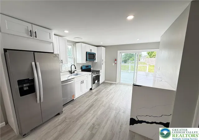 Photo 4 of Single family home for sale at 1354 Scott, Wilkes Barre, PA 18705 | MLS# 781341 | Listing updated on 2026-10-05