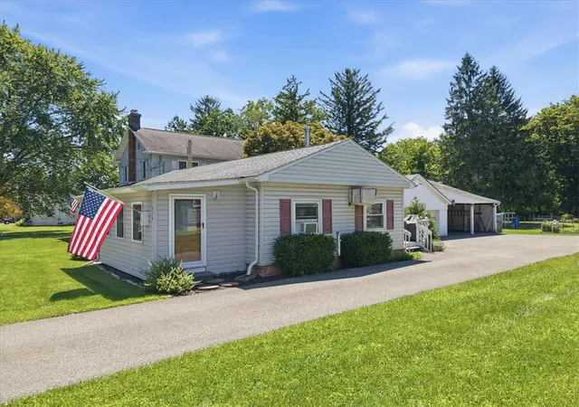 Photo 2 of Manufactured home for sale at 934 S Main St, Bangor, PA 18013 | MLS# 781359 | Listing updated on 2026-08-31