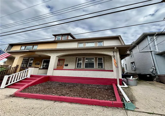 Photo 1 of Sale Pending at 2404 Victor St, Easton, PA 18042 | MLS# 781528 | Listing updated on 2026-09-23