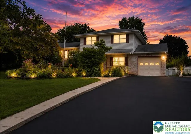 Photo 2 of Sale Pending at 4279 Hilltop Pl, Bethlehem, PA 18020 | MLS# 781657 | Listing updated on 2026-09-01