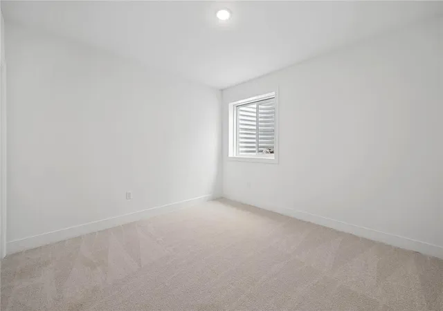 Photo 3 of Sale Pending at 5713 Frederick Dr, Bethlehem, PA 18017 | MLS# 781891 | Listing updated on 2026-10-01