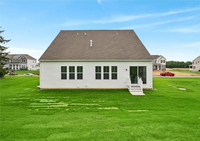 Photo 3 of Single family home for sale at 5733 Frederick Dr, Bethlehem, PA 18017 | MLS# 781895 | Listing updated on 2026-09-30
