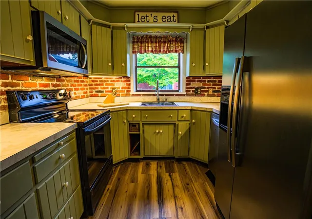 Photo 3 of Sale Pending at 45 W 27th Street, Northampton, PA 18067 | MLS# 781721 | Listing updated on 2026-09-10